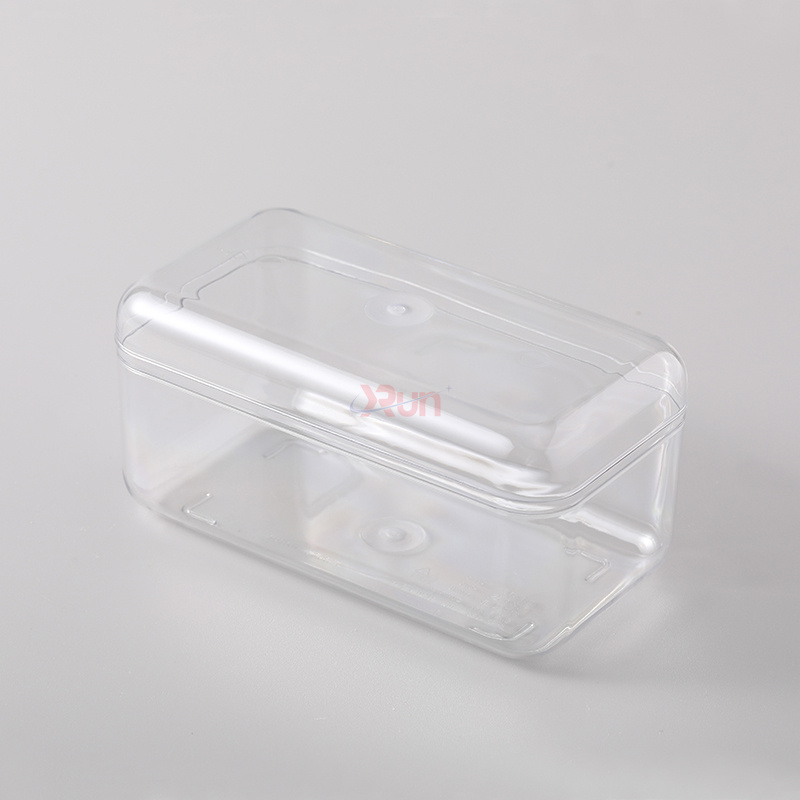 Our wide range of transparent jars for food are ideal components for a secure plastic box with lid, functioning as perfect clear cake containers for sophisticated desserts packaging.